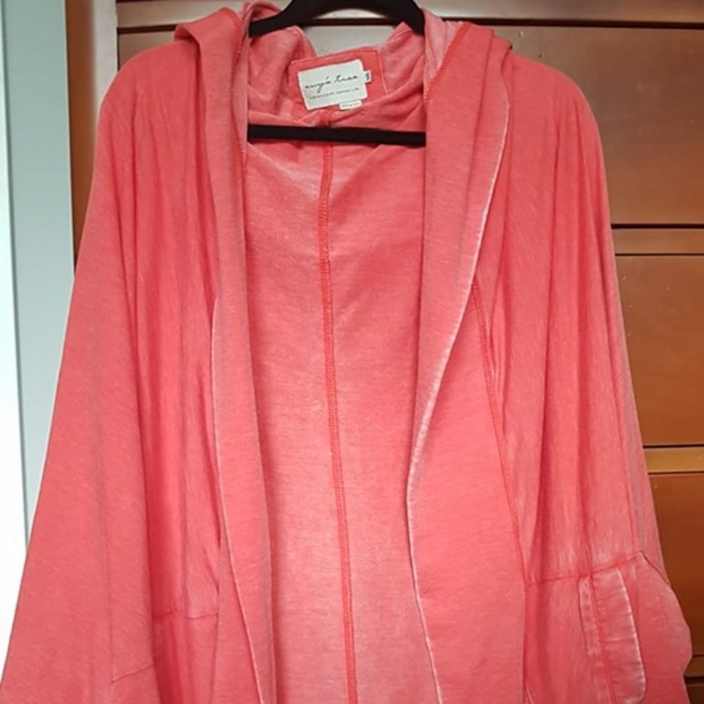 Evy's Tree Jennifer Shrug